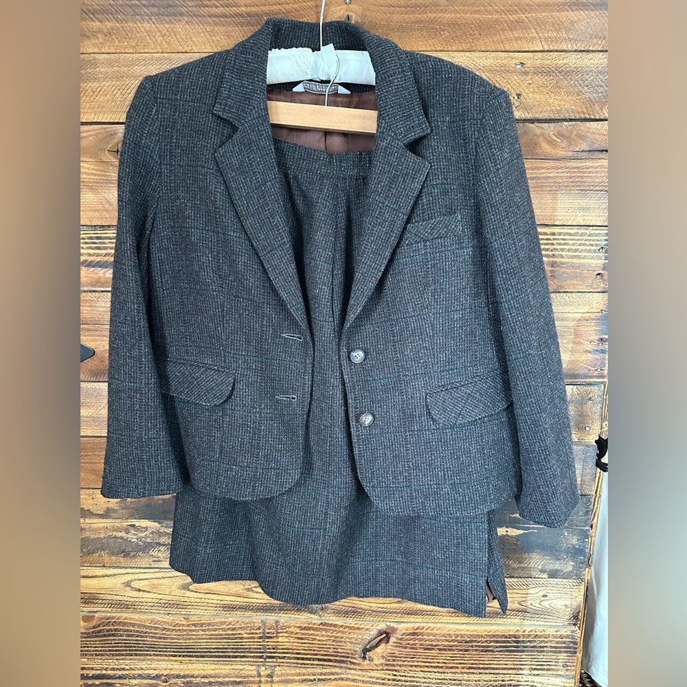Barclay Petites Wool 2-Piece Skirt Suit Size 12 Brown Plaid